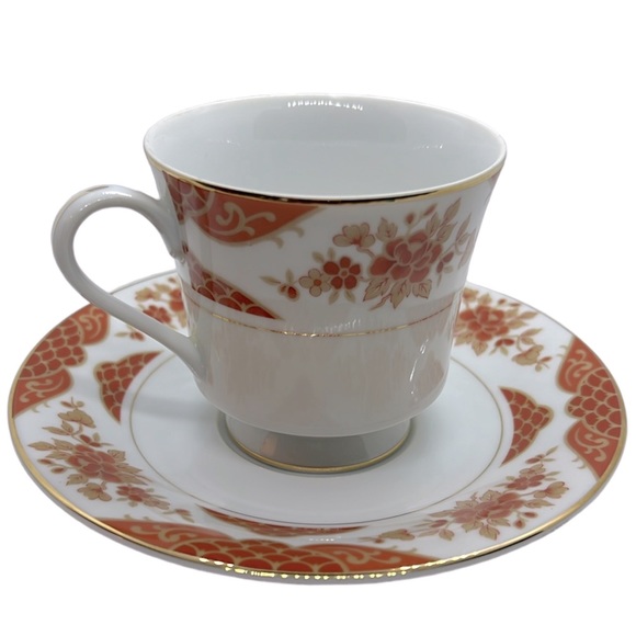 MIKASA EMPRESS FOOTED TEACUP AND SAUCER FINE CHINE VINTAGE L6009 - Picture 3 of 14